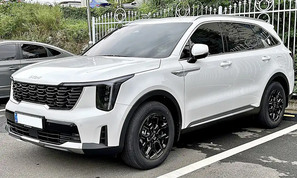 기아 쏘렌토 SUV 측면